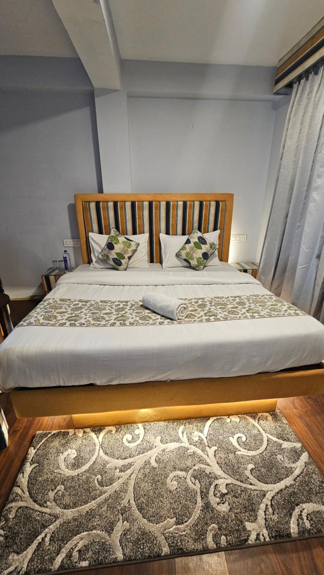 Hotel English Rose, #Personal Parking, #Petfriendly, #Garden, #Bonfire Under The Stars Маналі Екстер'єр фото