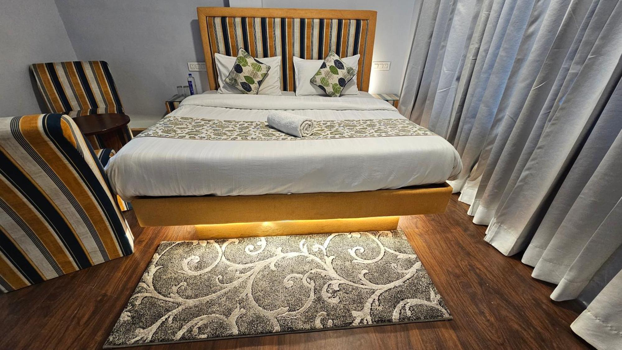 Hotel English Rose, #Personal Parking, #Petfriendly, #Garden, #Bonfire Under The Stars Маналі Екстер'єр фото