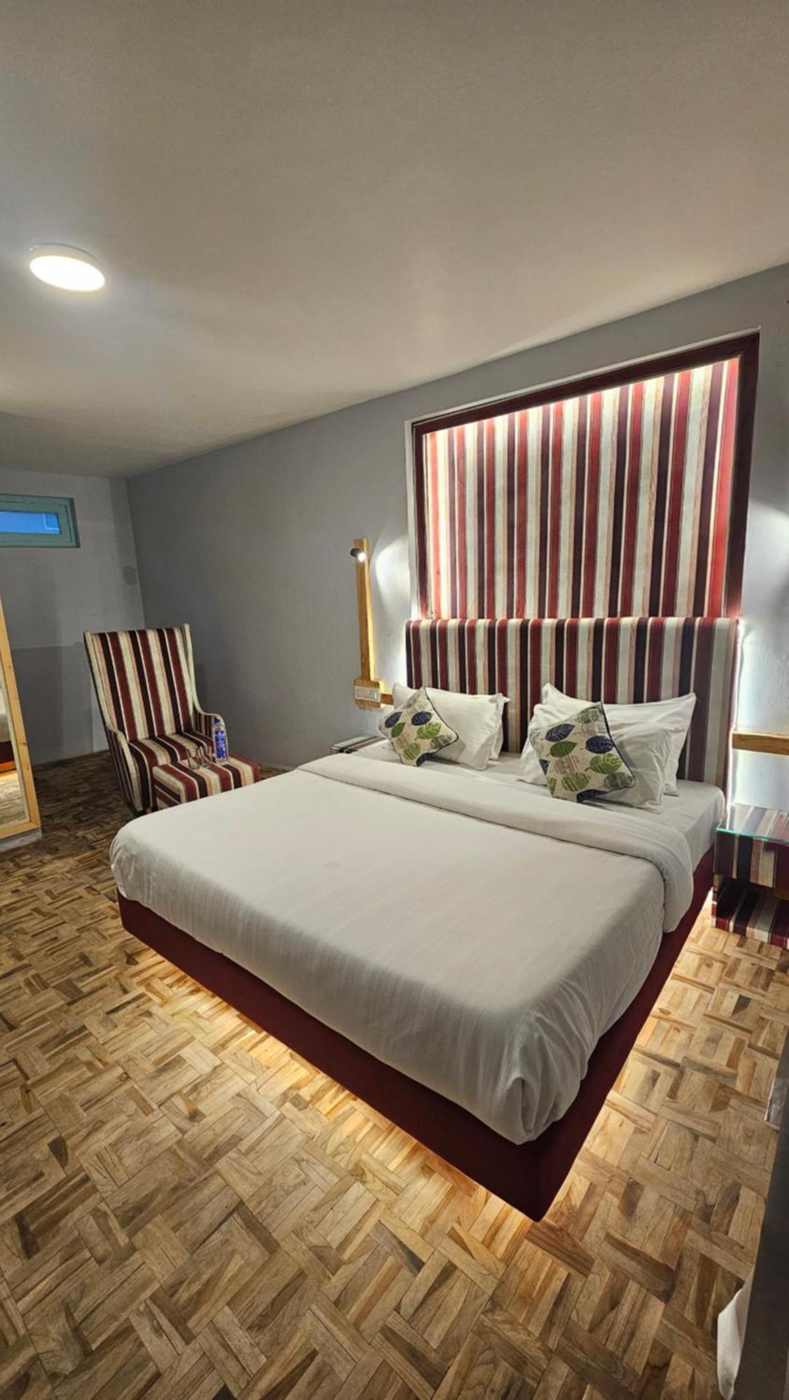 Hotel English Rose, #Personal Parking, #Petfriendly, #Garden, #Bonfire Under The Stars Маналі Екстер'єр фото