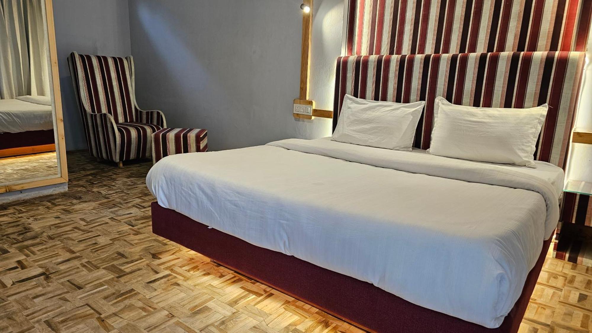 Hotel English Rose, #Personal Parking, #Petfriendly, #Garden, #Bonfire Under The Stars Маналі Екстер'єр фото