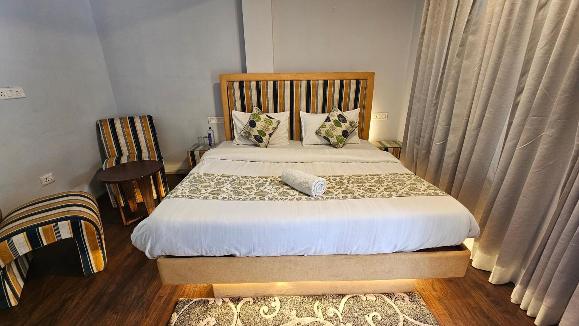 Hotel English Rose, #Personal Parking, #Petfriendly, #Garden, #Bonfire Under The Stars Маналі Екстер'єр фото