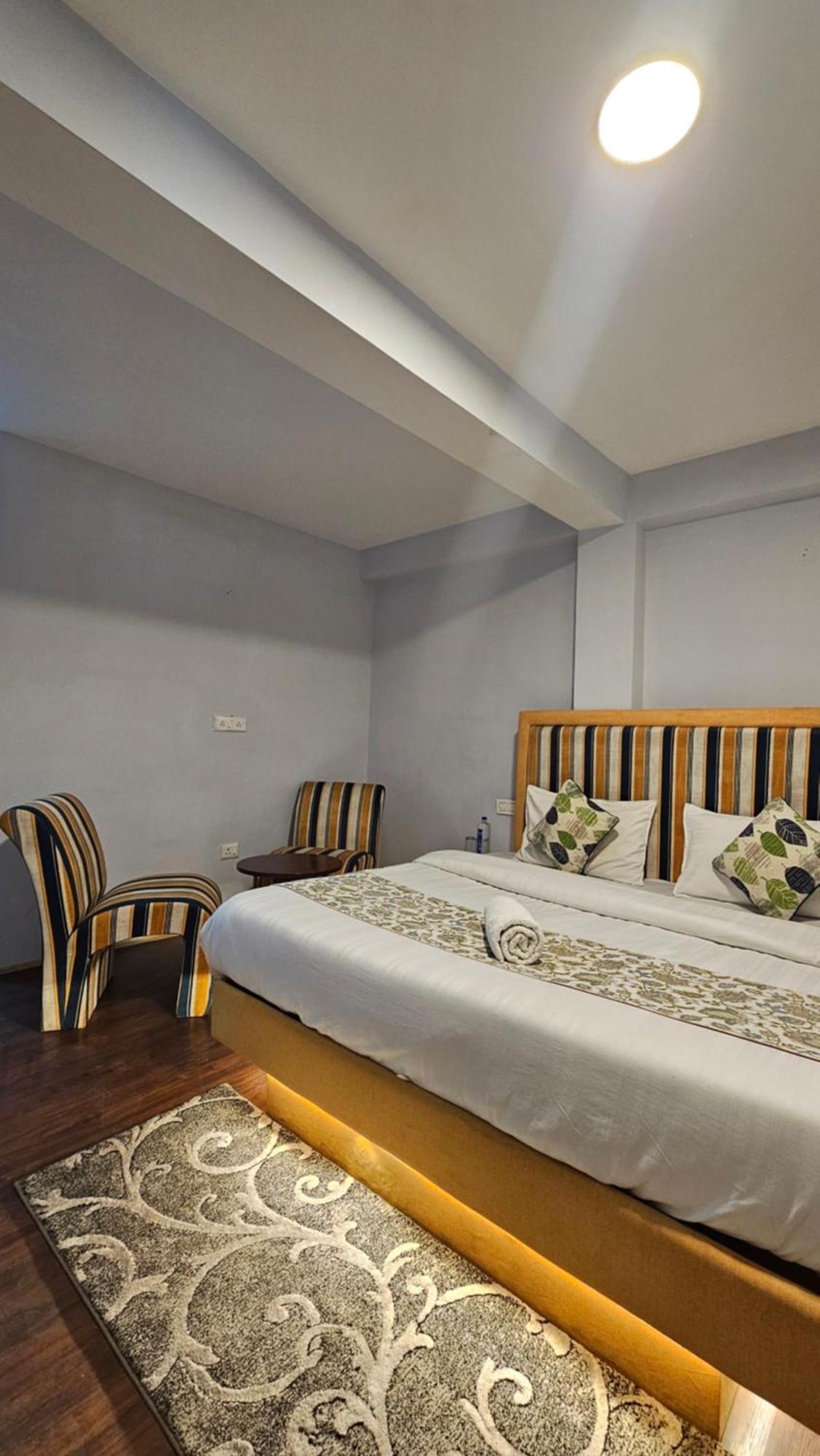 Hotel English Rose, #Personal Parking, #Petfriendly, #Garden, #Bonfire Under The Stars Маналі Екстер'єр фото