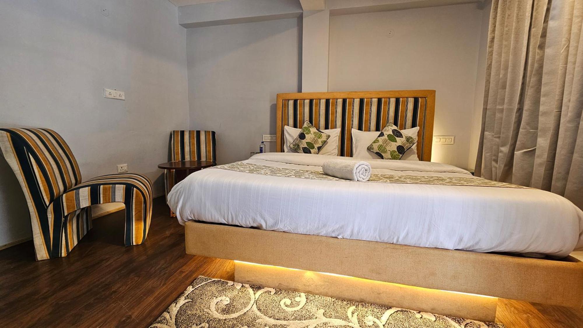 Hotel English Rose, #Personal Parking, #Petfriendly, #Garden, #Bonfire Under The Stars Маналі Екстер'єр фото
