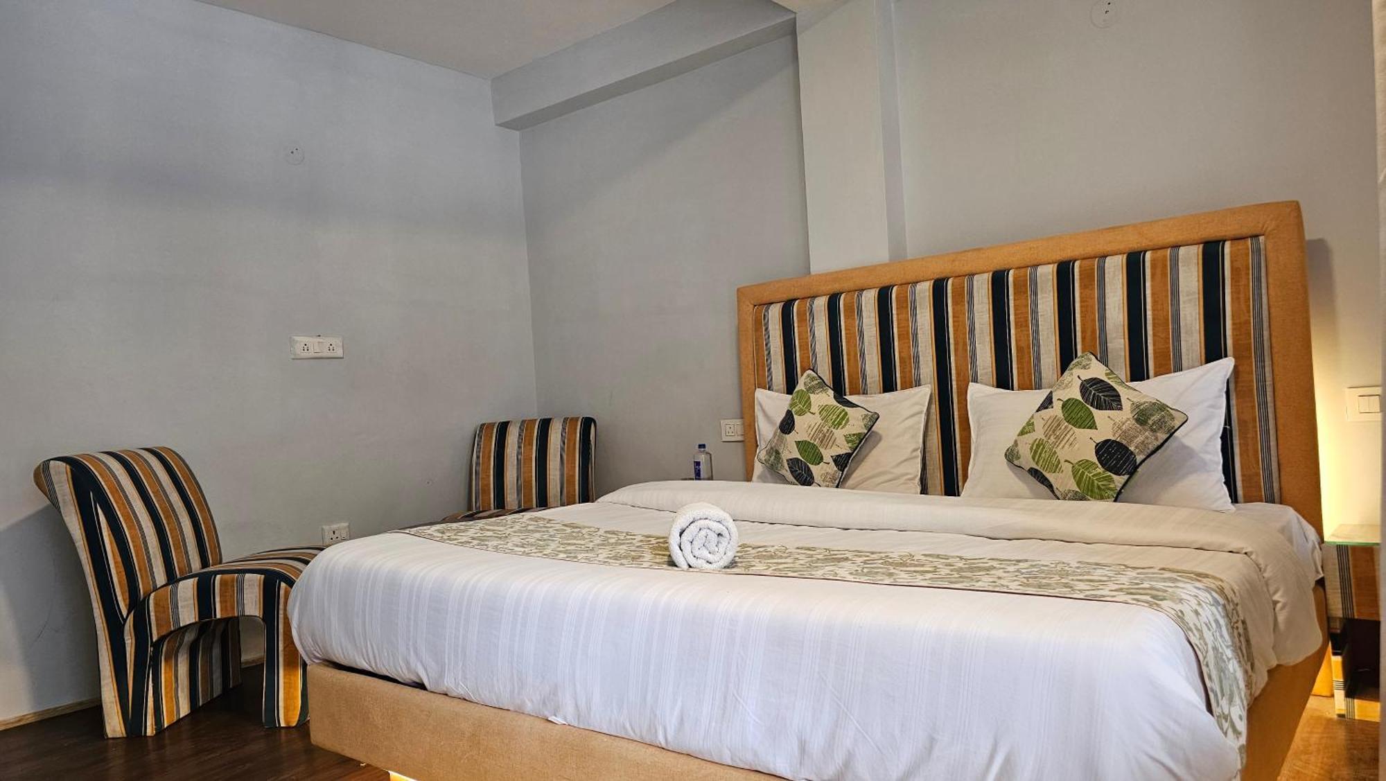 Hotel English Rose, #Personal Parking, #Petfriendly, #Garden, #Bonfire Under The Stars Маналі Екстер'єр фото